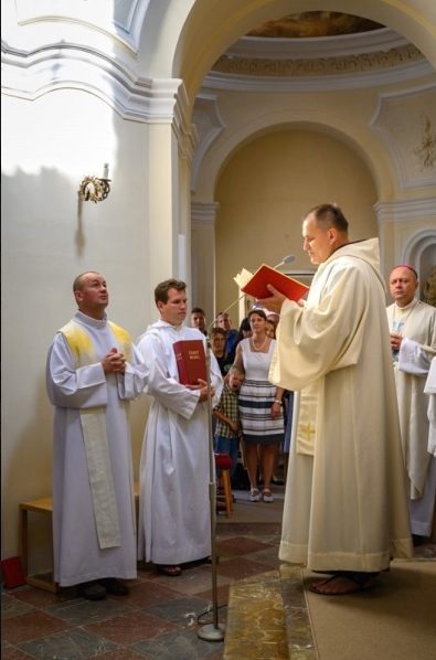 Životní výročí našeho bělohorského duchovního správce o. Benedikta