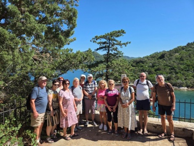 Otmar Oliva (vpravo) se souputníky na Mljetu Otmar Oliva o cestě na ostrov Mljet a do Medjugorje: Pouť mi dala čas, abych mohl myslet na to, co ještě mohu stihnout udělat
