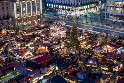 Zveme vás na adventní zájezd do Drážďan a Moritzburgu s odpočinkem v termálech Bad Schandau a Teplice a návštěvou Arcibiskupství pražského