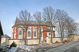 Autor: Zp (obrázek z Wikipedie) Kostel Nanebevzetí Panny Marie - Hemže